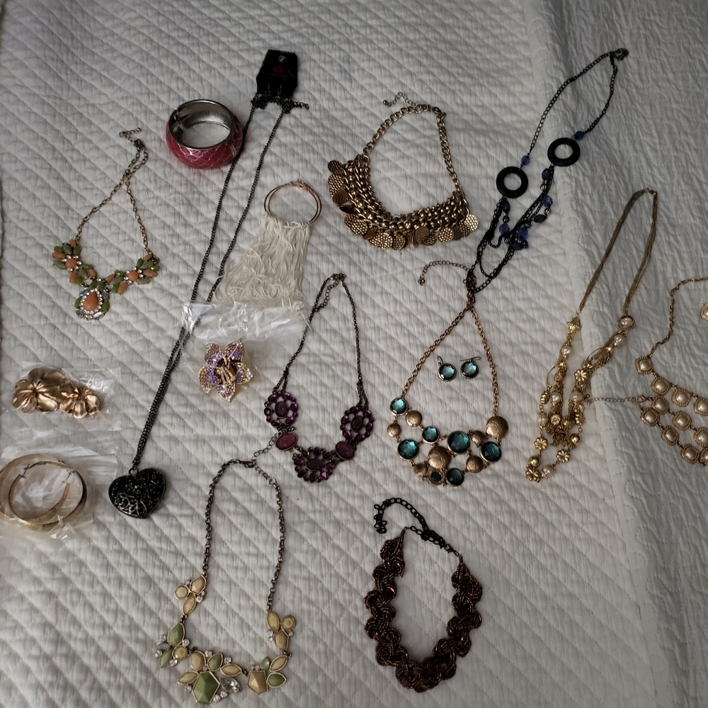 Jewelry lot